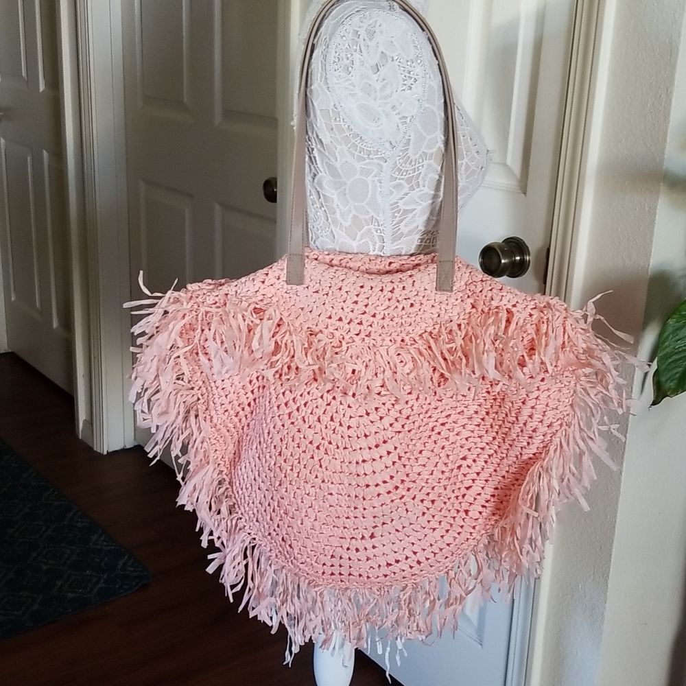 La Regale purse/tote or beach bag! Beautiful peach/blush color